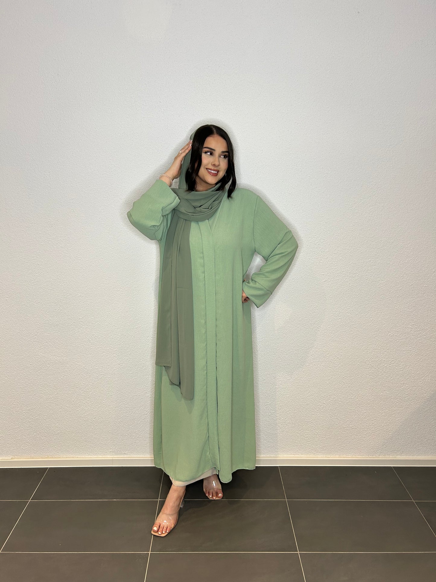 Basic abaya